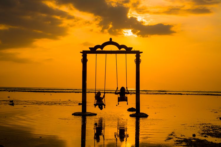 Sunset Serenade at Gunung Sembir: The Unforgettable Cilacap Experience